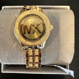 MICHAEL KORS GOLD TONE WATCH -